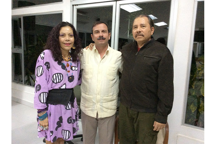 Daniel y Rosario se reúnen con el Héroe Cubano, Fernando González Llort