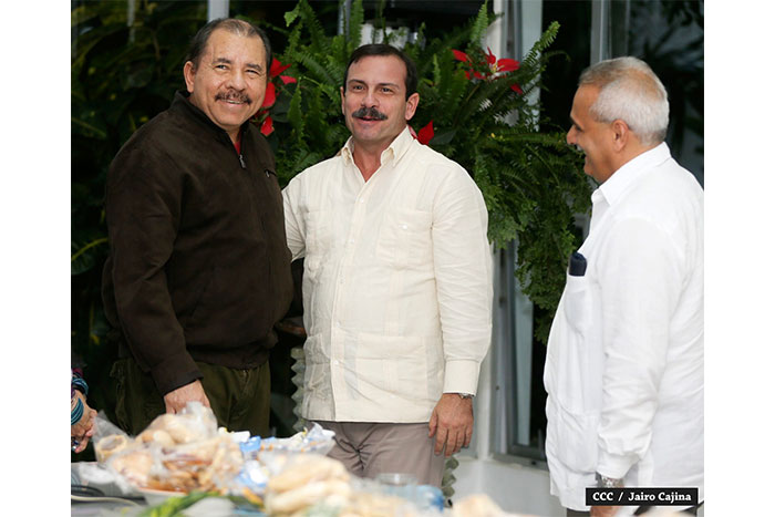 Daniel y Rosario se reúnen con el Héroe Cubano, Fernando González Llort