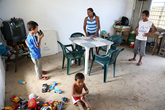 Familias inician nuevas vidas en ciudad Belén