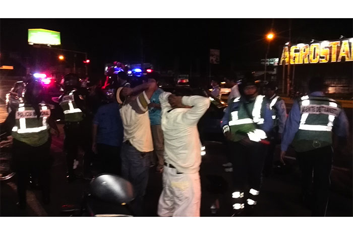 Fuerte operativo policial en carretera a Masaya
