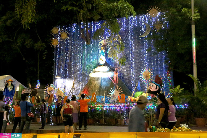 Avenida de Bolívar a Chávez, un sitio de mucho colorido y fervor religioso