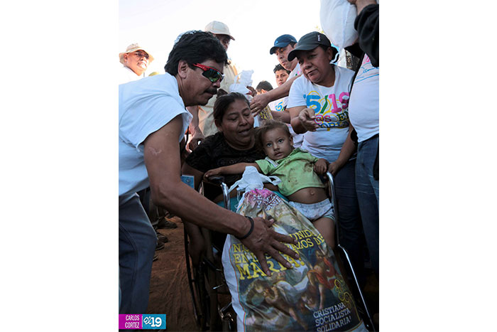 Pueblo nicaragüense se desborda a celebrar la Purísima Concepción de María