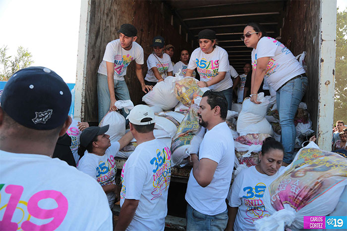Pueblo nicaragüense se desborda a celebrar la Purísima Concepción de María