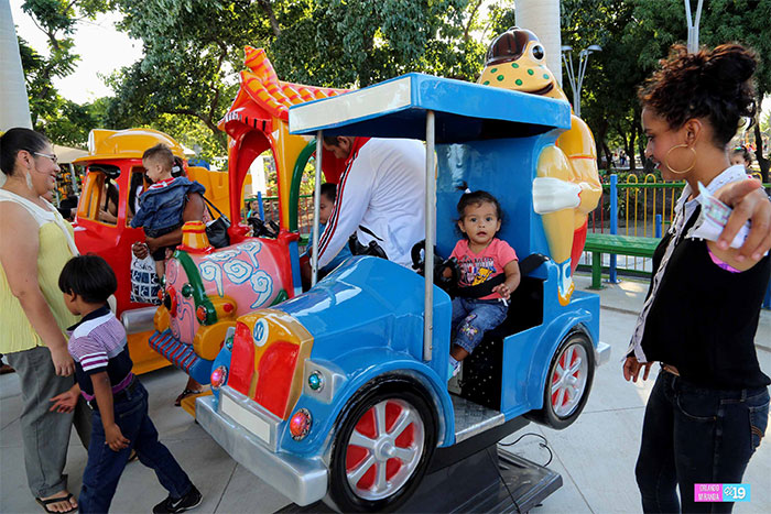 Familias estrenan nueva etapa del Parque Luis Alfonso Velásquez