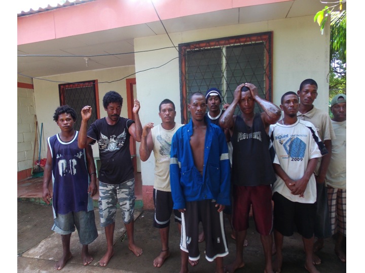 Encuentran con vida a 24 de los 50 pescadores que naufragaron en Caribe Norte
