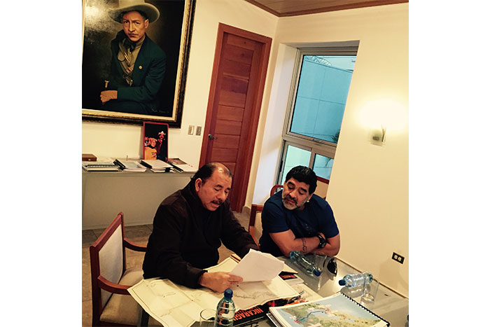Presidente Daniel sostiene encuentro con Diego Armando Maradona