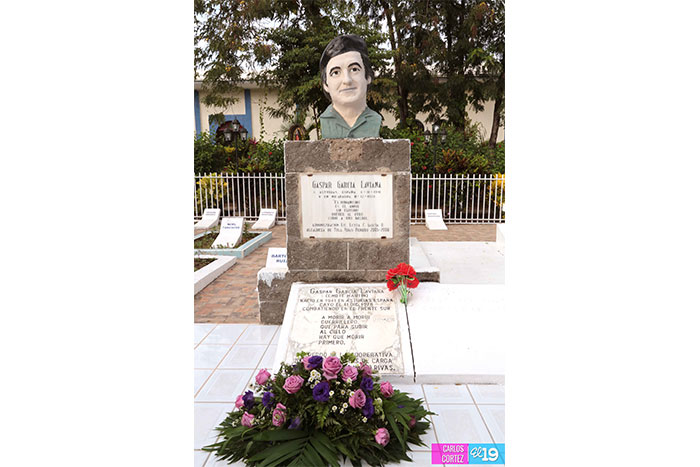 Cárdenas y Tola realizan homenaje a Gaspar García Laviana