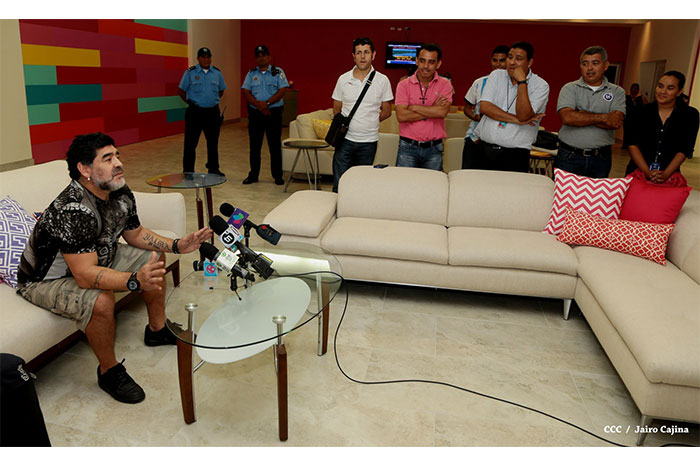 Maradona se declara amigo de Nicaragua y del Comandante Daniel Ortega
