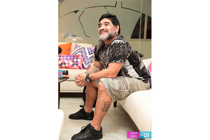 Maradona se declara amigo de Nicaragua y del Comandante Daniel Ortega