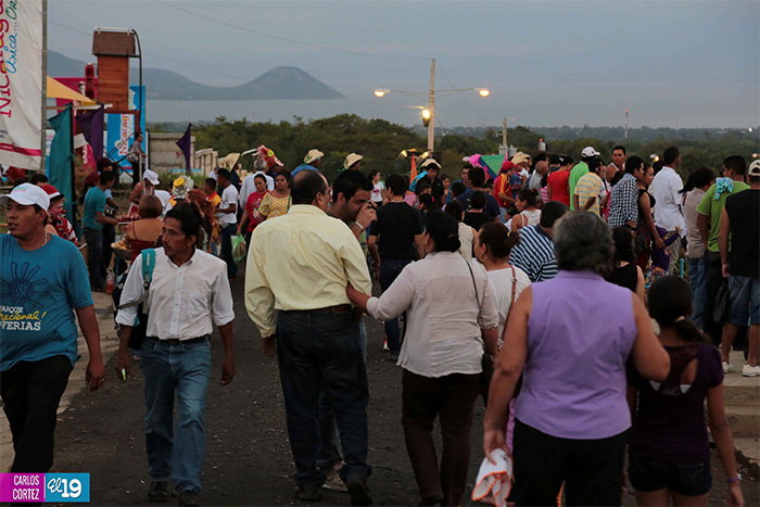Feria Navideña de la Economía Familiar, una buena opción para visitar este diciembre  