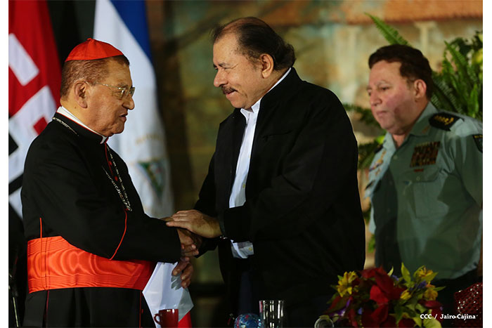 Cardenal Miguel felicita a nuevos Tenientes del Ejército de Nicaragua