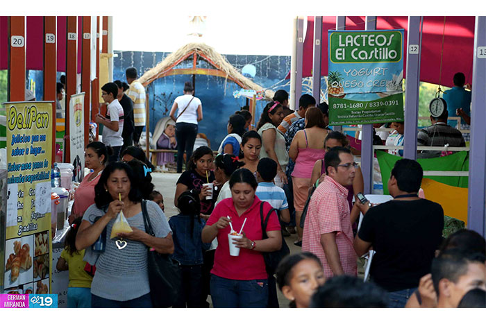 Feria Navideña ha captado más de 50 mil visitantes