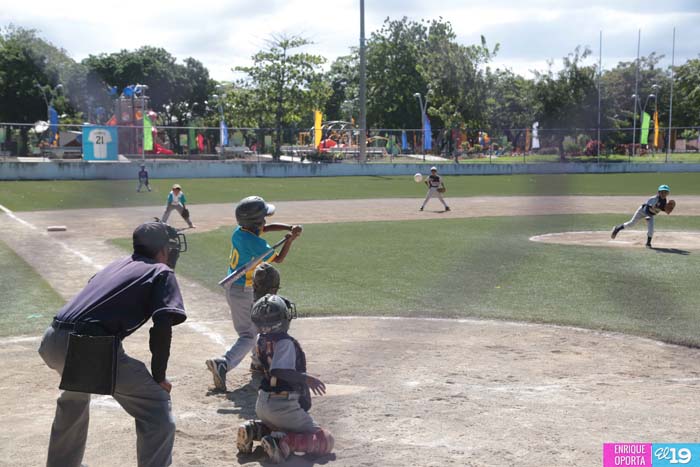 MDAA rinde homenaje a Roberto Clemente