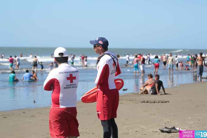 Masiva asistencia de familias nicaragüenses a playas en este primero de enero
