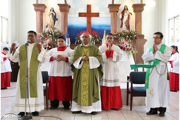 Cardenal Brenes: Estamos llamados a promover la cultura de la vida desde la familia
