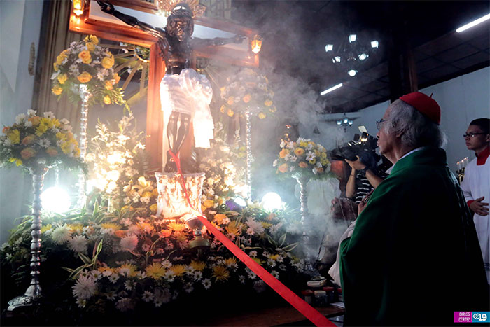 Cardenal Brenes celebra 90 Confirmaciones en Tipitapa