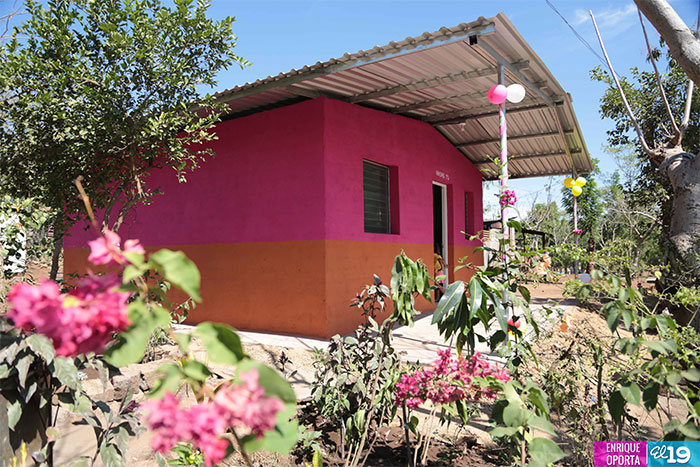 Familias de San Rafael del Sur participan en la construcción de sus propias viviendas