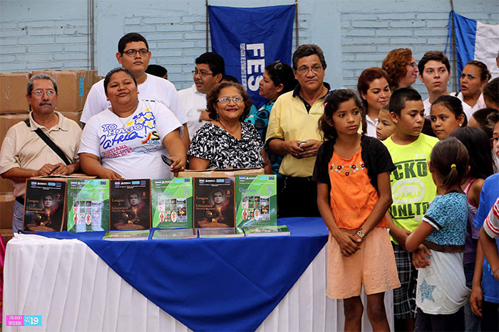 Arranca distribución de libros texto para centros de estudios de todo el país