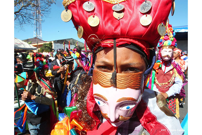 Derroche de fervor en tradicional Tope de los Santos