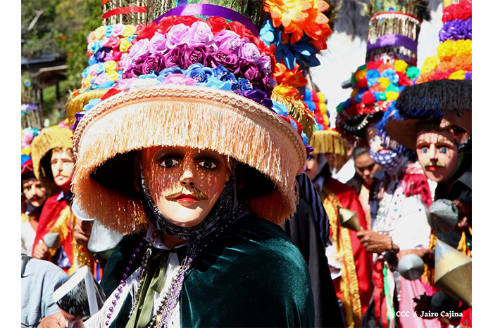 Derroche de fervor en tradicional Tope de los Santos