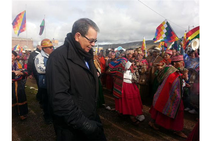 Vicepresidente participa en investidura de Evo Morales
