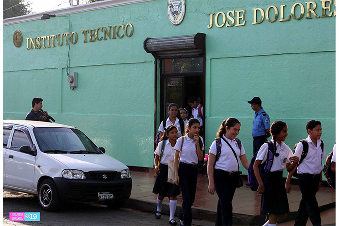 Policía Nacional garantiza Plan de Seguridad Escolar 2015 en colegios privados de todo el país