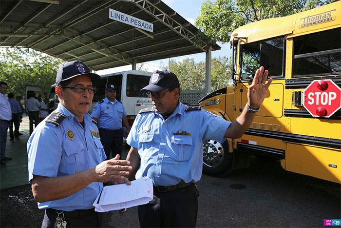 Inicia inspección técnico-mecánica de transporte escolar