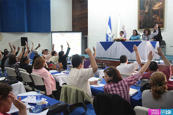 Fidel Moreno muestra avances de Ciudad Belén ante Concejo Municipal
