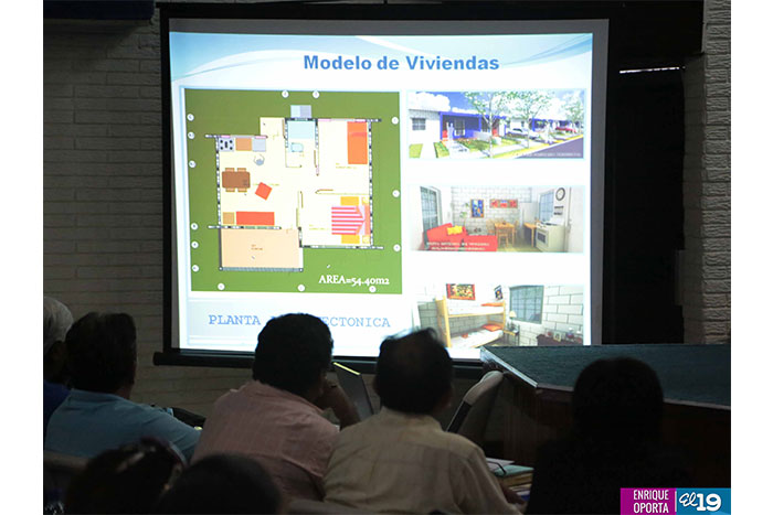 Fidel Moreno muestra avances de Ciudad Belén ante Concejo Municipal