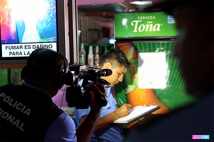 Policía Nacional realiza inspección de expendios de bebidas alcohólicas cercanos a centros educativos de Managua