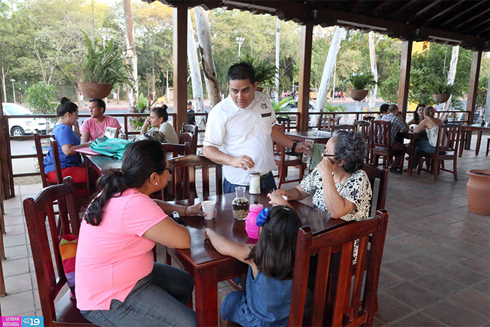 El delicioso café nicaragüense en la Avenida de Bolívar a Chávez