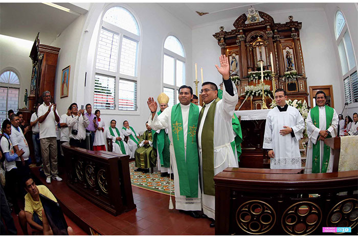 Cardenal Brenes nombra nuevo párroco de Iglesia Santo Domingo de Guzmán en Las SierritasR