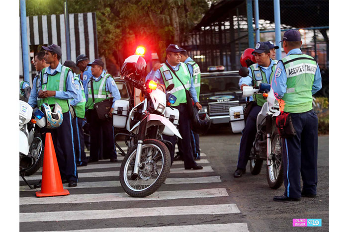 Policía Nacional garantiza fuerte despliegue en todo el país durante inicio de clases 2015