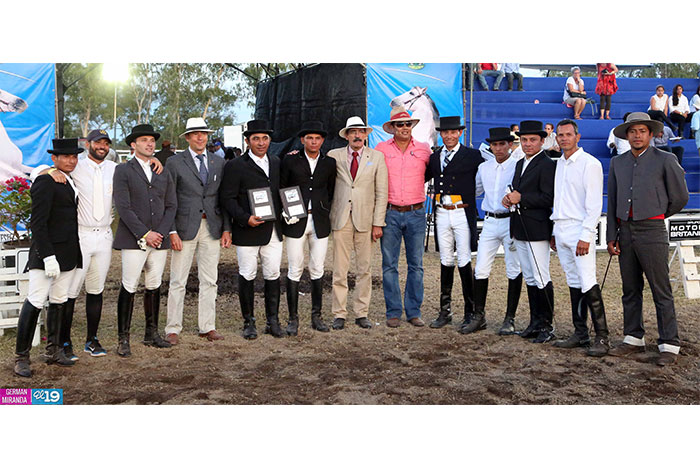 Exitosa IX Feria del Caballo Pura Raza Española