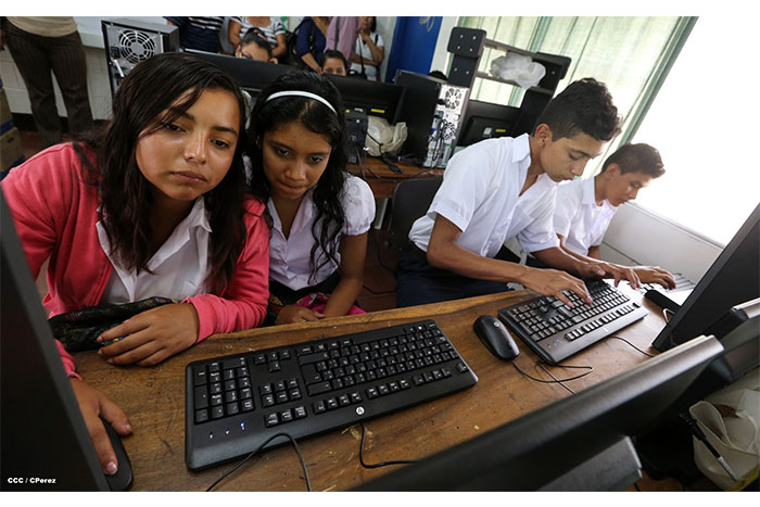 Inauguran aula de telecomunicaciones en Jinotepe