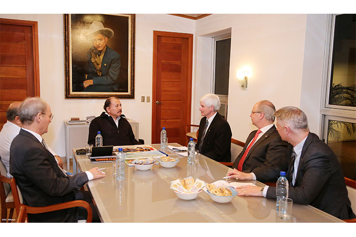 Presidente Daniel sostiene encuentro con delegación de parlamentarios alemanes
