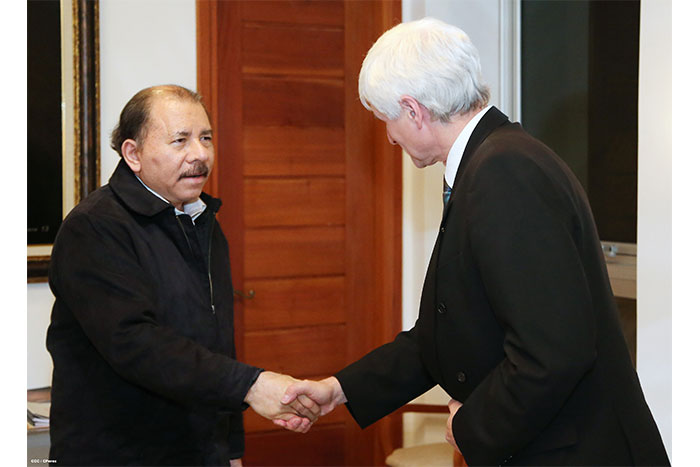 Presidente Daniel sostiene encuentro con delegación de parlamentarios alemanes