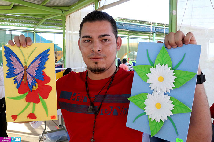 Atractivas ofertas en Feria del Amor y la Amistad