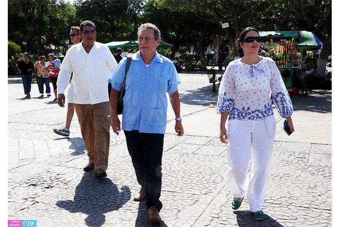 Ex Presidente Vinicio Cerezo destaca buen clima de inversiones y seguridad de Nicaragua