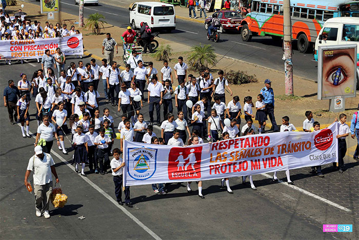 Miles protagonizan gran marcha por la prevención de los accidentes de tránsito en Managua