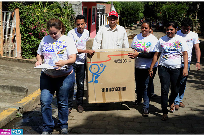 Promotoría Solidaria entrega sillas de ruedas a adultos mayores y personas con discapacidad en Ticuantepe