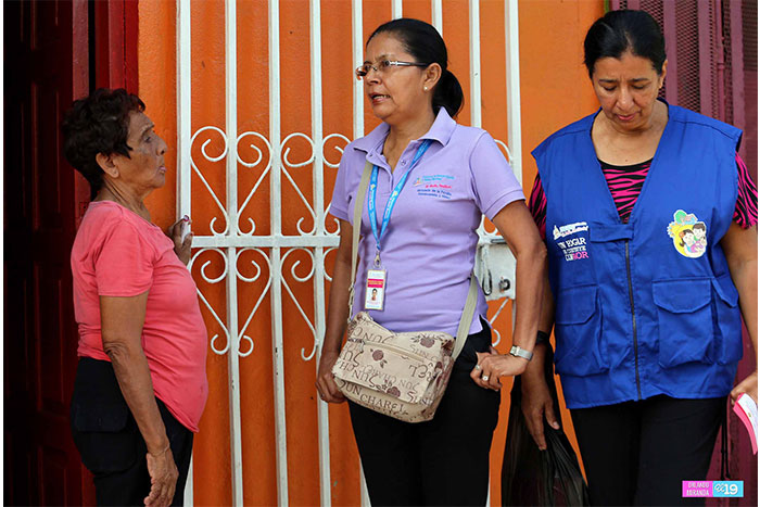 Consejerías promueven la convivencia y unidad familiar en el Barrio René Cisneros