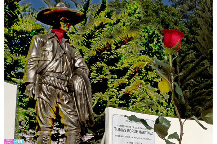 Policía Nacional honra al General Sandino