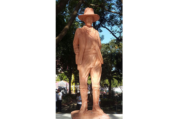 Sandino Vive!