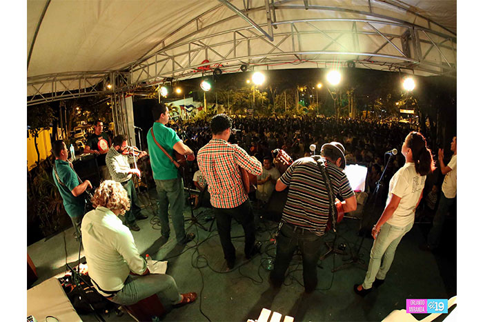 Juventud Sandinista le canta al General Augusto C. Sandino