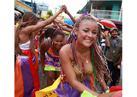 Caribeños celebran Fiestas de Mayo Ya