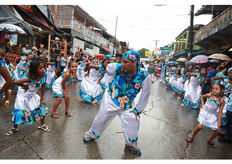 Caribeños celebran Fiestas de Mayo Ya