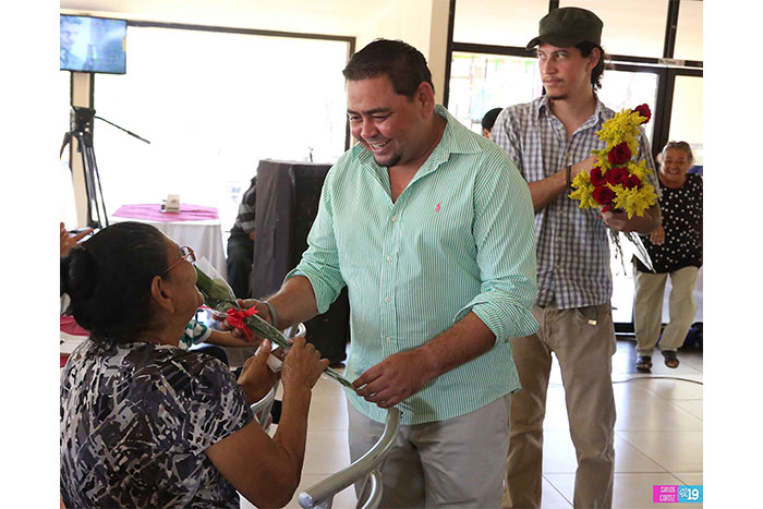 Juventud Sandinista comparte con Madres de Héroes y Mártires de San José de las Mulas