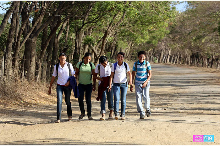 Secundaria en el campo facilita la educación a niñ@s de San Andrés de las Palancas
