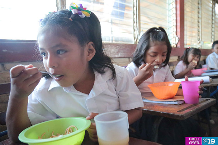 Responsabilidad compartida en la elaboración de la Merienda Escolar garantiza el éxito de este programa